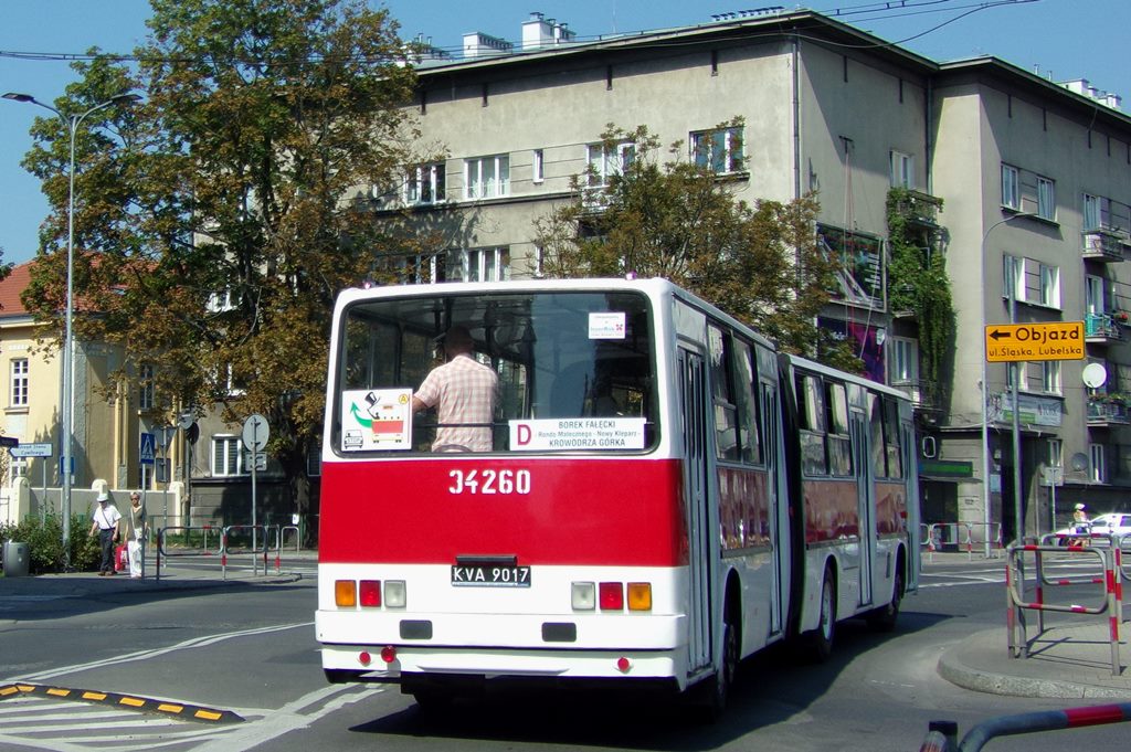 34260
Historyczny Ikarus w trakcie obsługi linii D uruchomionej na jeden dzień w ramach Krakowskiej Linii Muzealnej.
Słowa kluczowe: IK280 34260 D Prądnicka