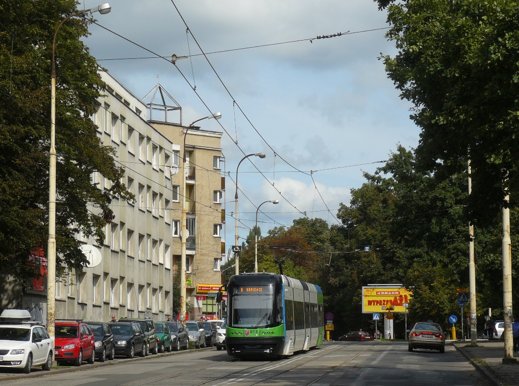 813
Swingi na ósemce to wrześniowa nowość - dzięki temu na Niebuszewie mogą się one pojawić. Początkowo po skierowaniu tej linii w te rejony, za zawieszoną dwójkę, Swingi nie pojawiały się na niej w ogóle.
Słowa kluczowe: 120NaS2 813 8 Kołłątaja