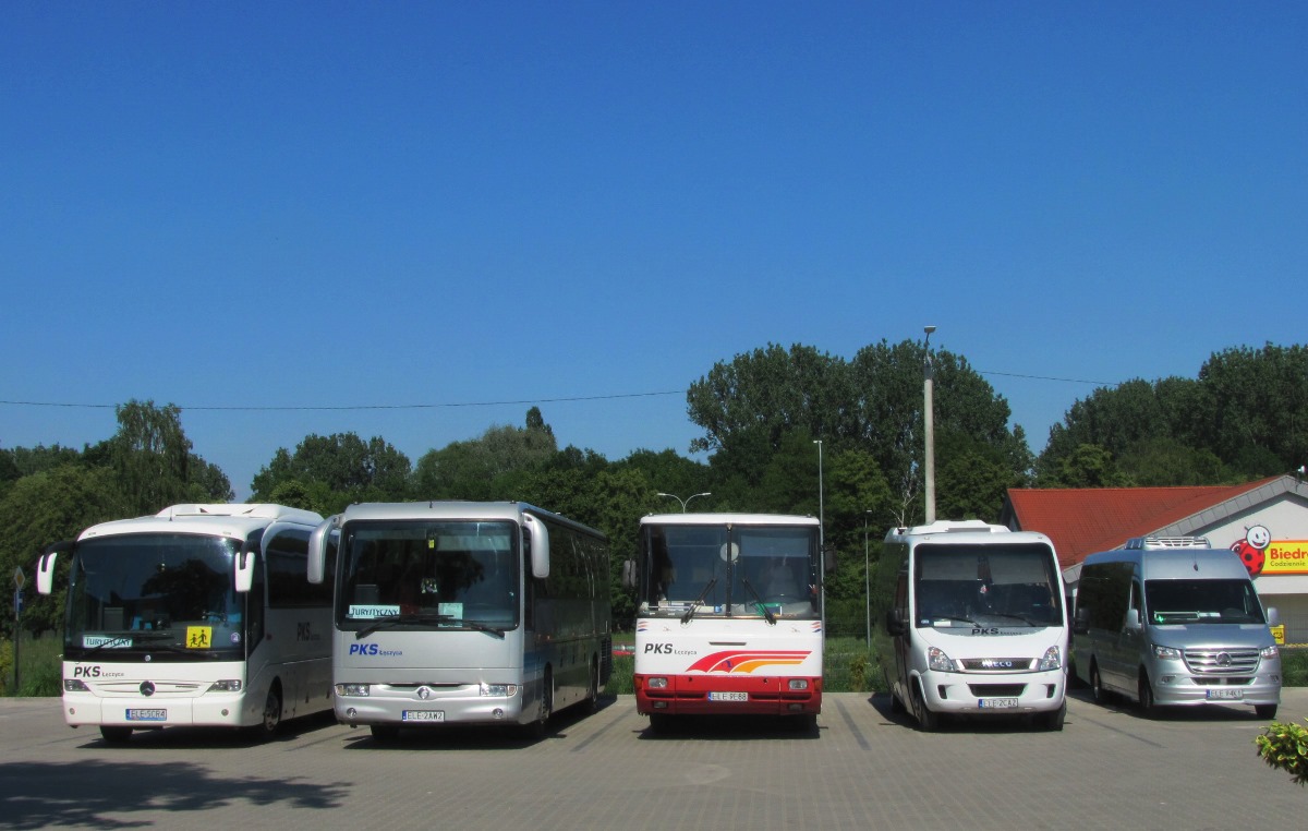 ELE 9E88
Autosan H10-10.02R - ELE 9E88 z PKS Łęczyca. Rocznik 2005, w PKS-ie od 2014 r. - wcześniej należał do Urzędu Gminy Parzęczew.
Słowa kluczowe: H10-10.02R ELE_9E88 Łęczyca