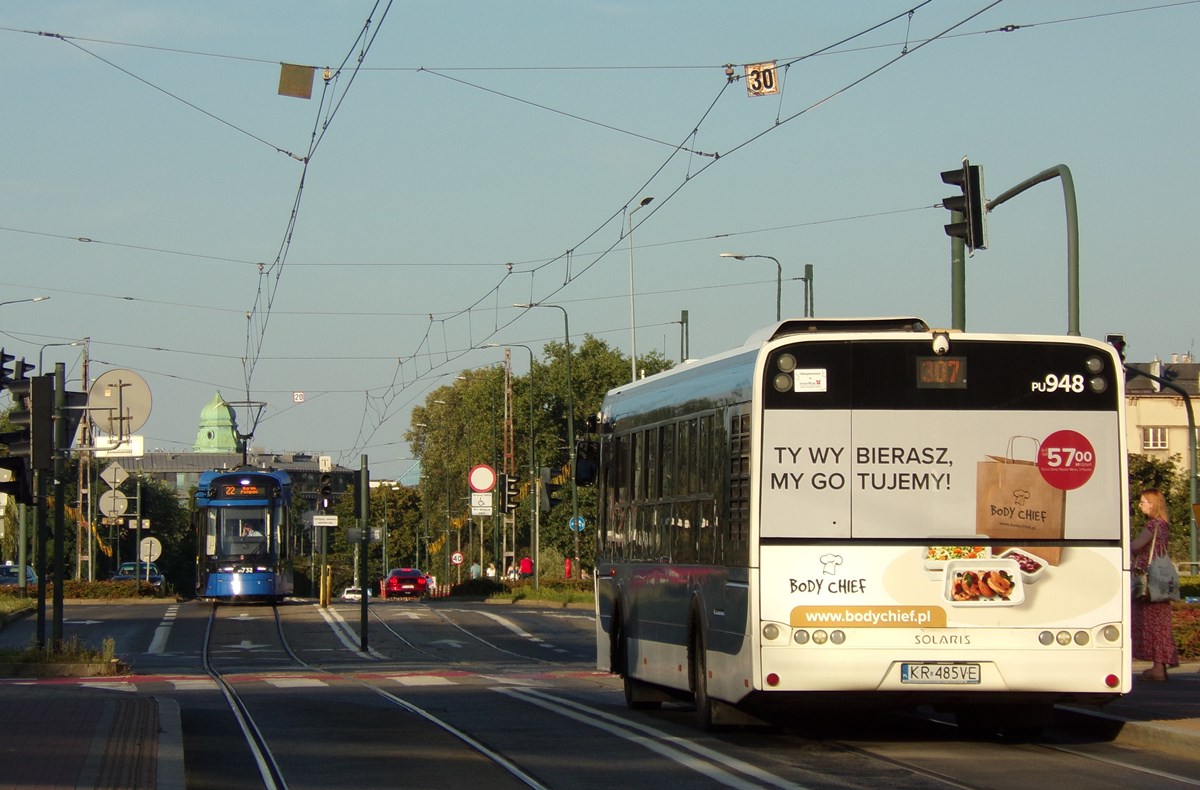 PU948
Solaris na "agloekspresie" łączącym Kraków z Węgrzcami, Bibicami i Michałowicami.
Słowa kluczowe: SU12 PU948 307 RondoGrunwaldzkie