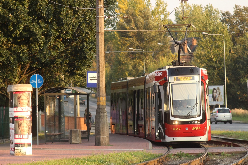 627
Sobotnie popołudnie w Częstochowie
Słowa kluczowe: Pesa MPK Częstochowa 627