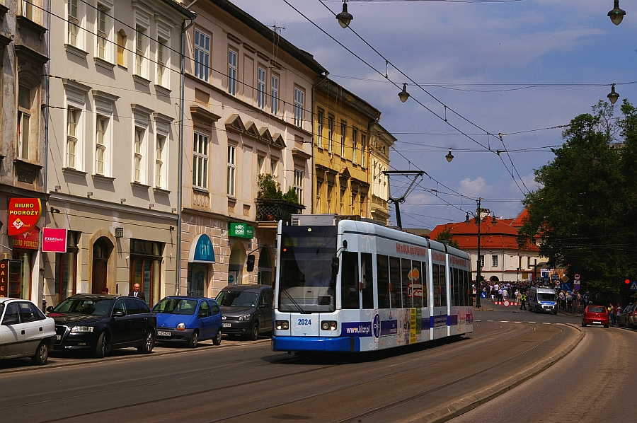 Bombardier NGT6-2 #2024
W tle procesja Bożego Ciała.
Słowa kluczowe: NGT6-2 2024 RP624 13 Stradomska