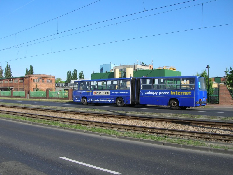 Ikarus 280.70B #3828.
Automat mknie na Osiedle Tatrzańskie.
Słowa kluczowe: 280.70B 3828 69 Fordońska