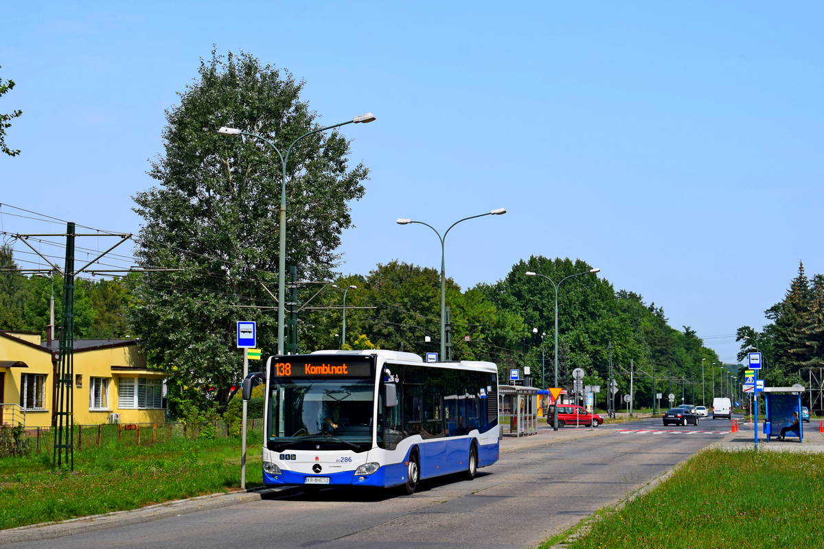 Mercedes-Benz O530 C2 BO286
Słowa kluczowe: Kraków pętla Kombinat BO286 linia138