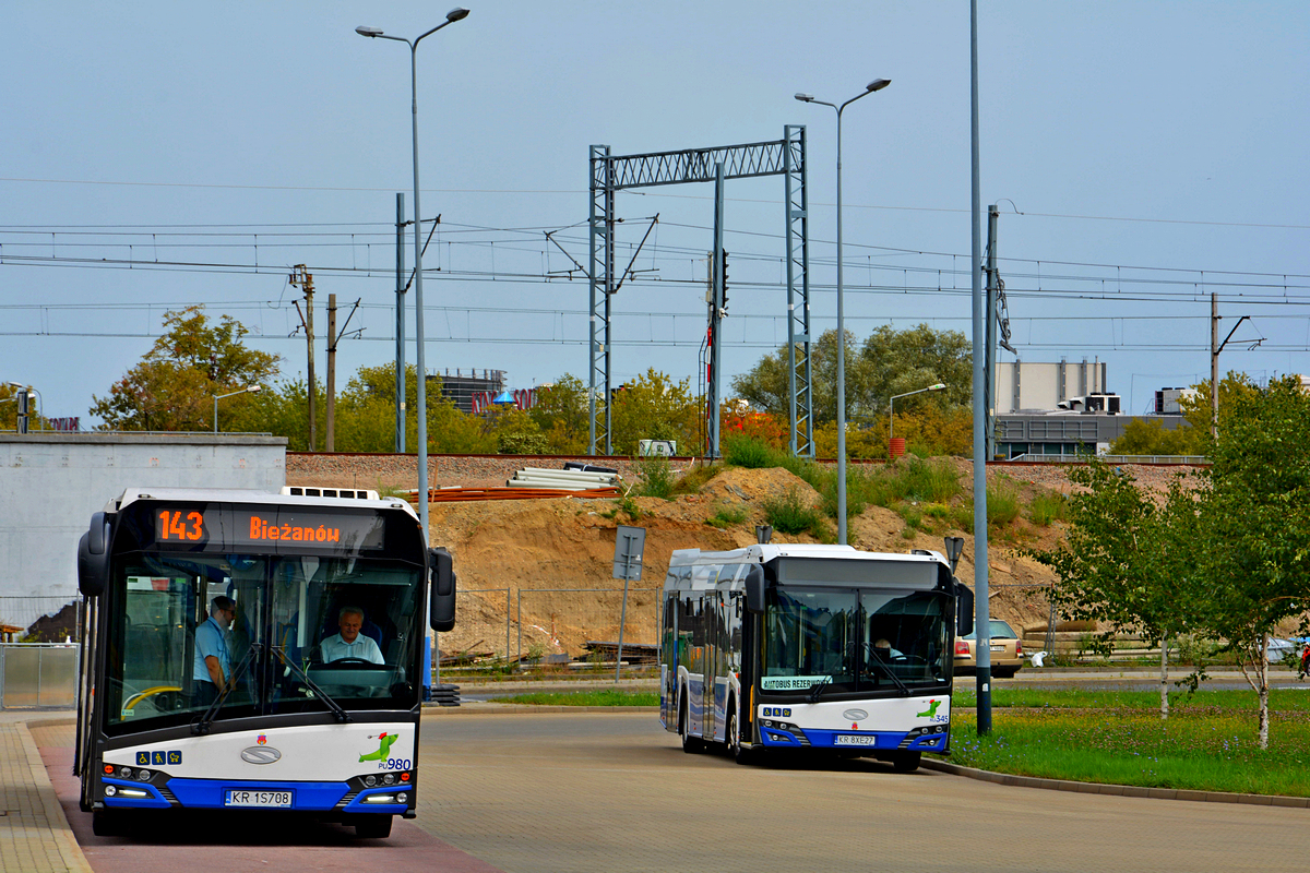 Solaris Urbino 12IV KU345
Słowa kluczowe: Kraków Podgórze_SKA pętla KU345 rezerwa