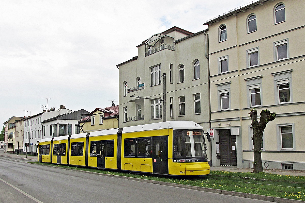 Bombardier Flexity Berlin ZRK #0041
Strausberg, August-Bebel-Straße.
