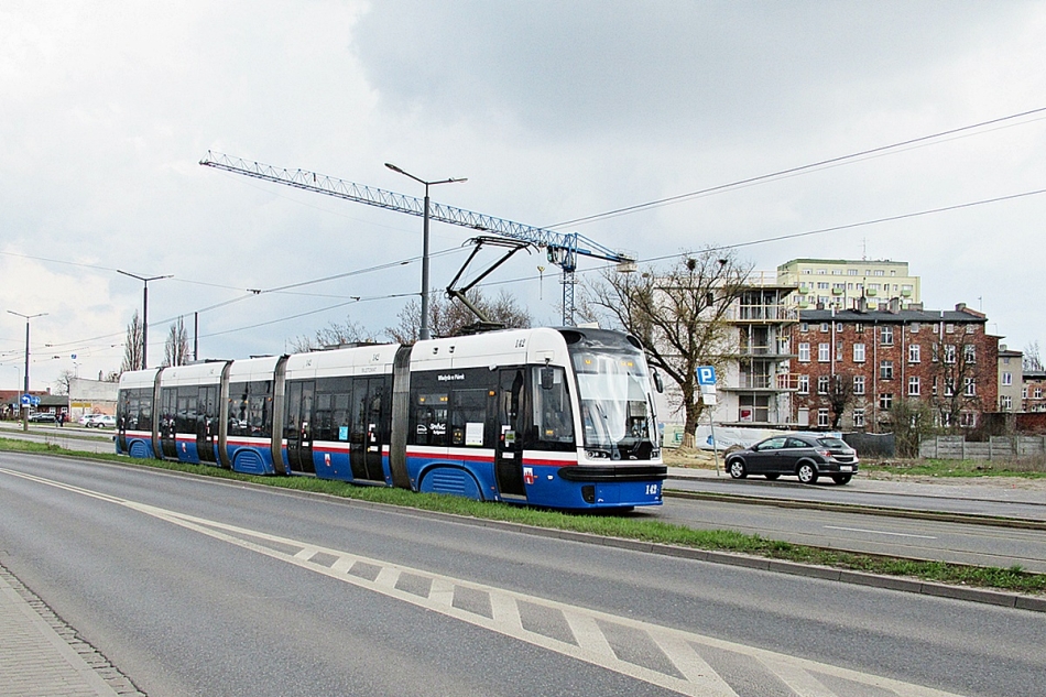 Pesa 122NaB #142
Bydgoszcz, ul. Zygmunta Augusta.
Słowa kluczowe: MZK