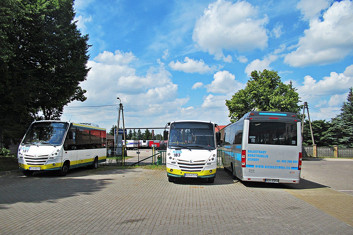 Iveco Daily 65C18 / ProBus Rapido 180 HNF GCH 47054
Chojnice, zajezdnia MZK przy ul. Angowickiej. 
Odwrócony tyłem tytułowy wóz na swoim pożegnalnym zdjęciu. Wycofanie wozu związane jest z zakupem kolejnych dwóch używanych Manów NÜ323 Lion`s City Ü  (#201 i #202). Ze względu na wysoką awaryjność i długi czas otwierania i zamykania się drzwi na przystankach różnie można oceniać jego przydatność. Faktem jest niepodważalnym, że w 2016 roku z Autosanem H6 #134, którego zastąpił głównie na linii nr 8 dzieliła go technologiczna przepaść. 
Słowa kluczowe: MZK_Chojnice zajezdnia