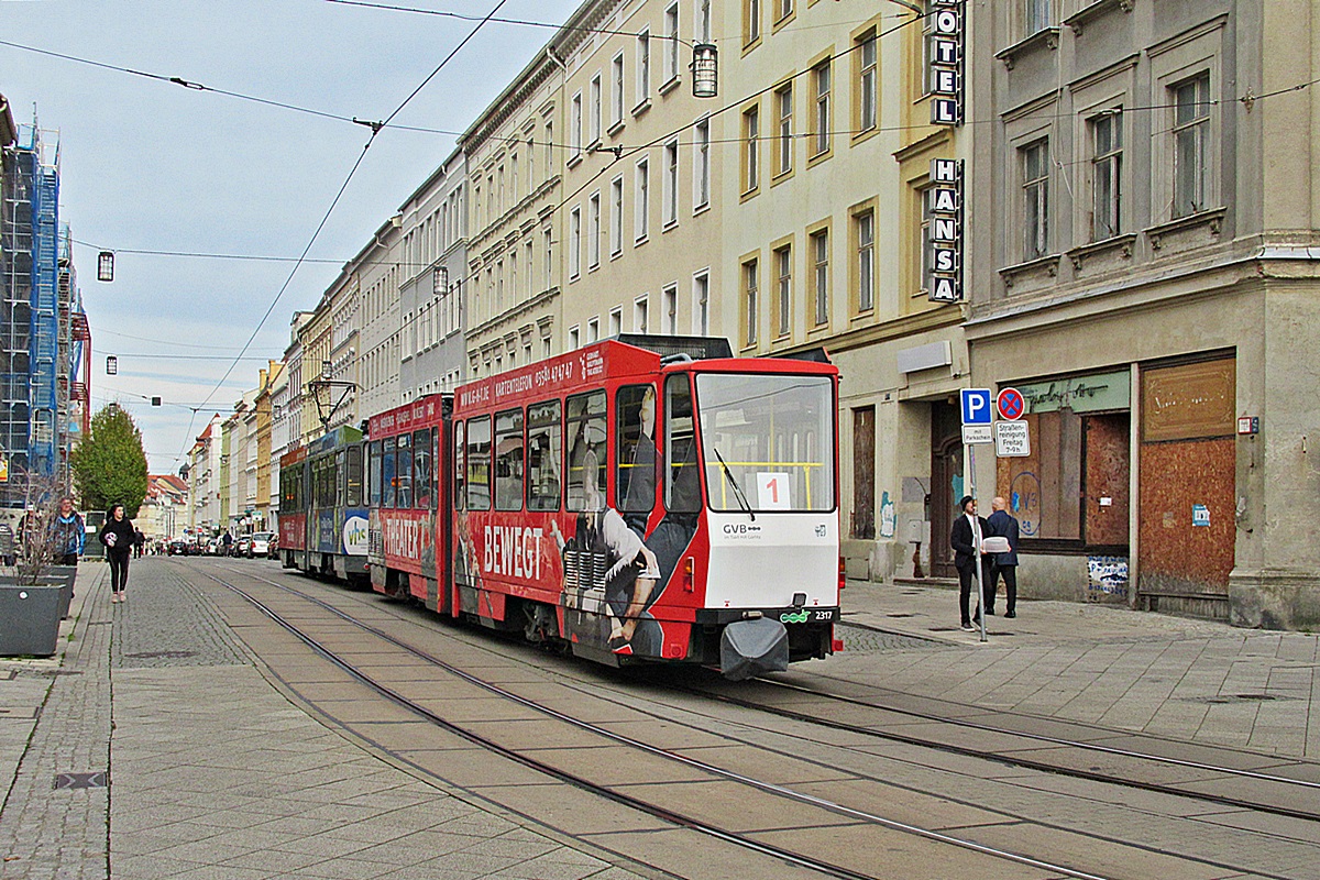 Tatra KT4DMC #2317
Görlitz, Berliner Straße.
Słowa kluczowe: GVB