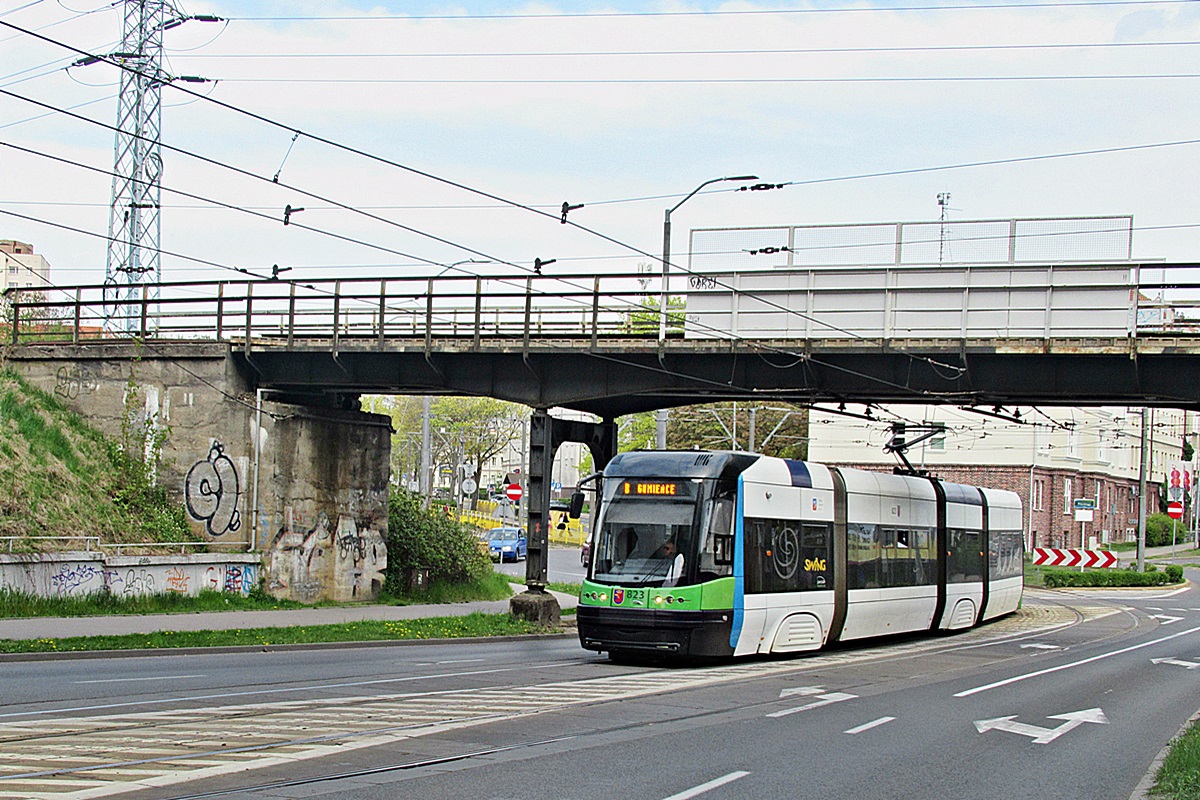 Pesa 120NaS2 #823
Szczecin, ul. Ku Słońcu. 
