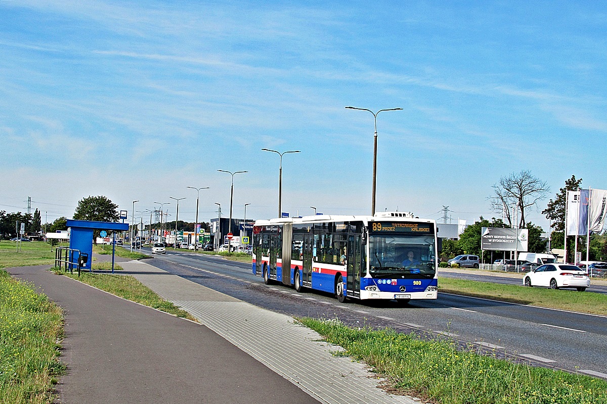 Mercedes-Benz Conecto CB 681HL
Bydgoszcz, ul. Fordońska. 
Słowa kluczowe: MZK