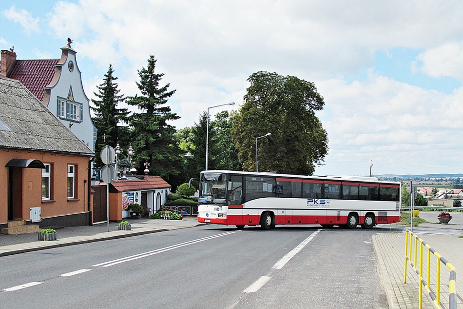 Mercedes-Benz O550L CB 824FP
Kcynia, ul. Poznańska. 
Słowa kluczowe: PKS_Bydgoszcz