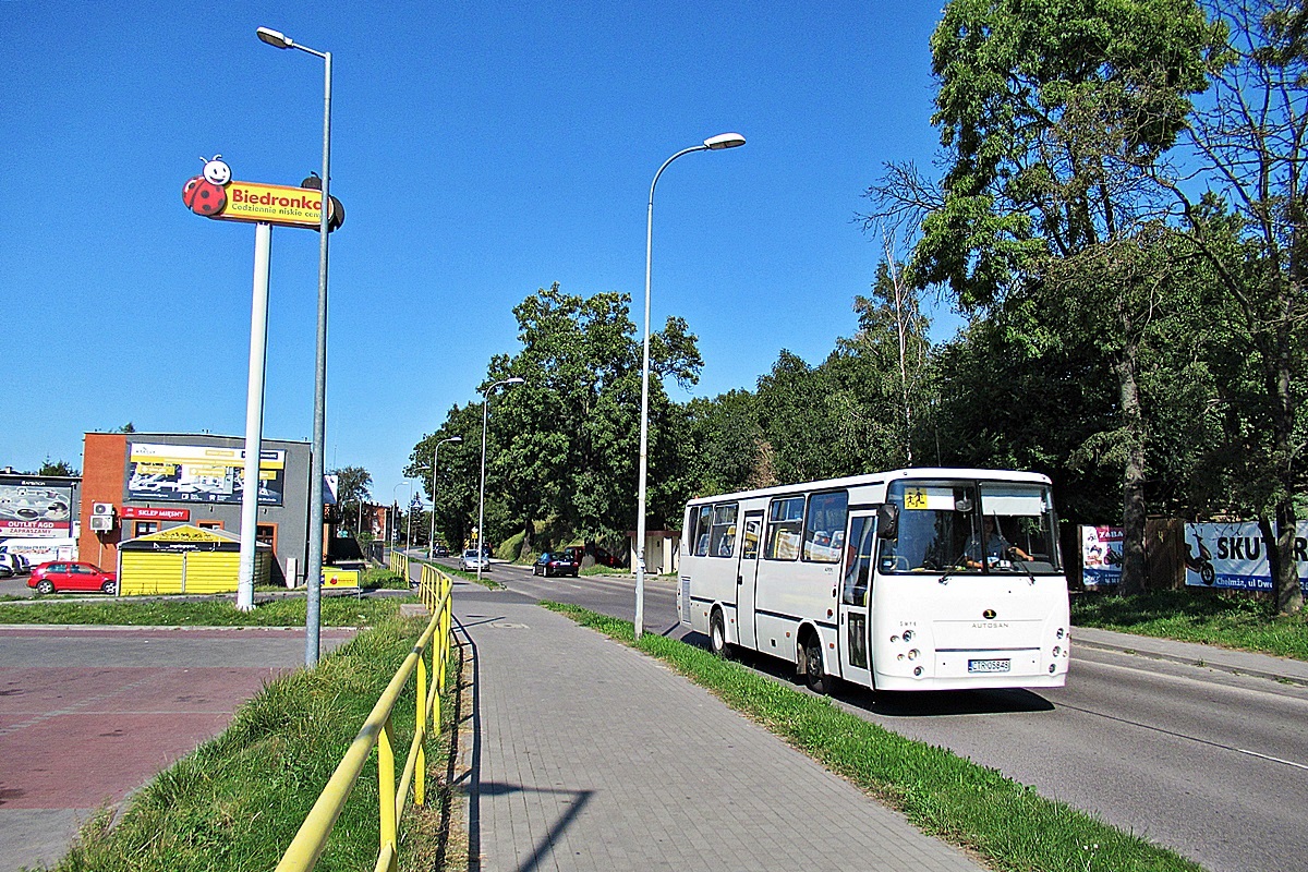 Autosan A0909L.05.S CTR 05848
Chełmża, ul. Chełmińskie Przedmieście. 
Słowa kluczowe: szkolny