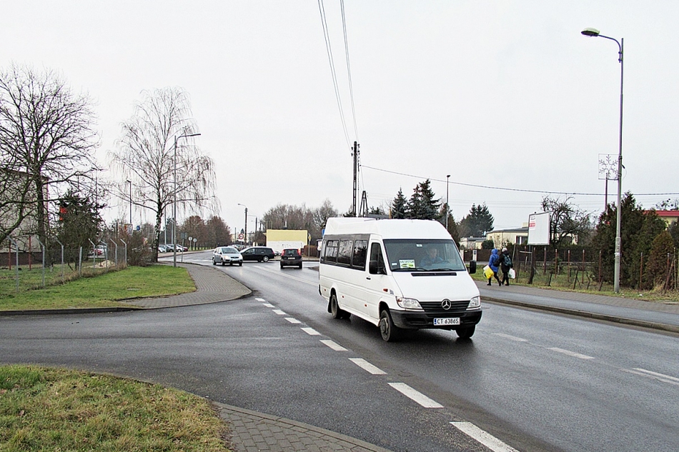 Mercedes-Benz Sprinter CT 6386S
Solec Kujawski, ul. Powstańców. 
