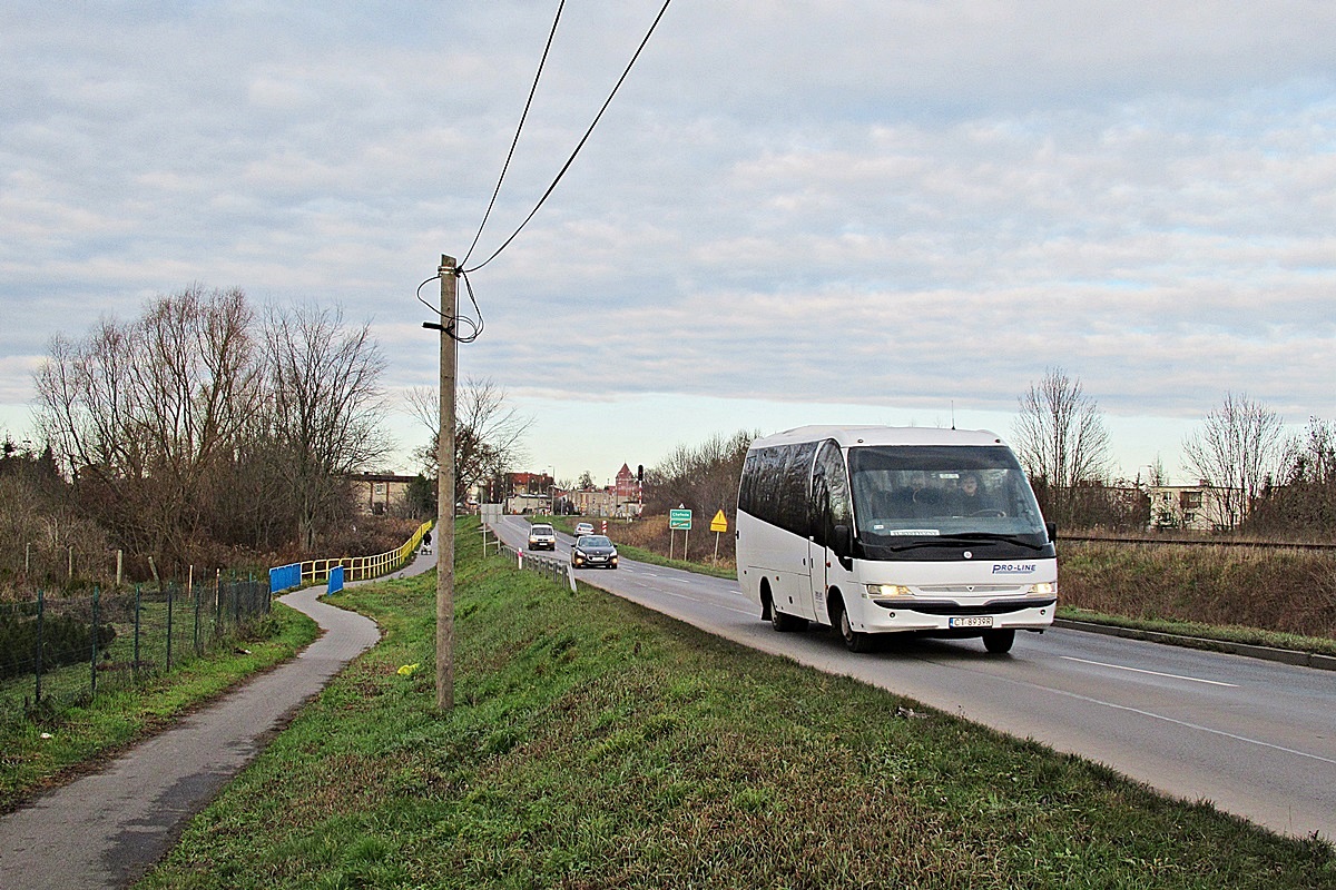 Iveco CC100E21FP / Indcar Mago 2 CT 8939R
Chełmża, ul. Toruńska. 
