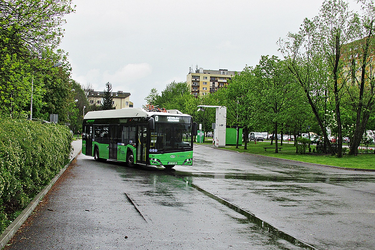 Solaris Urbino 12 Electric EP 1734E
Piotrków Trybunalski, ul. Juliusza Słowackiego.
Słowa kluczowe: MZK