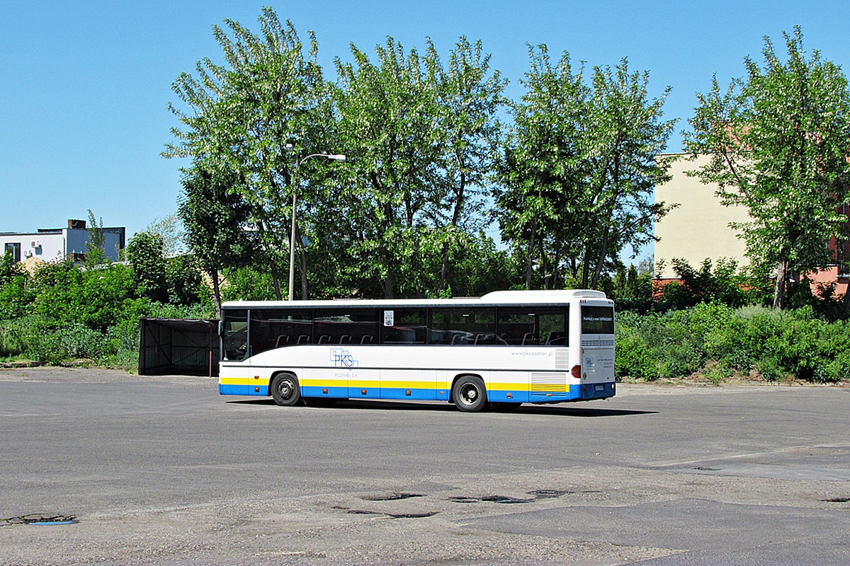Mercedes-Benz O550 GA 978AX
Śrem, dworzec autobusowy. 
Słowa kluczowe: PKS dworzec