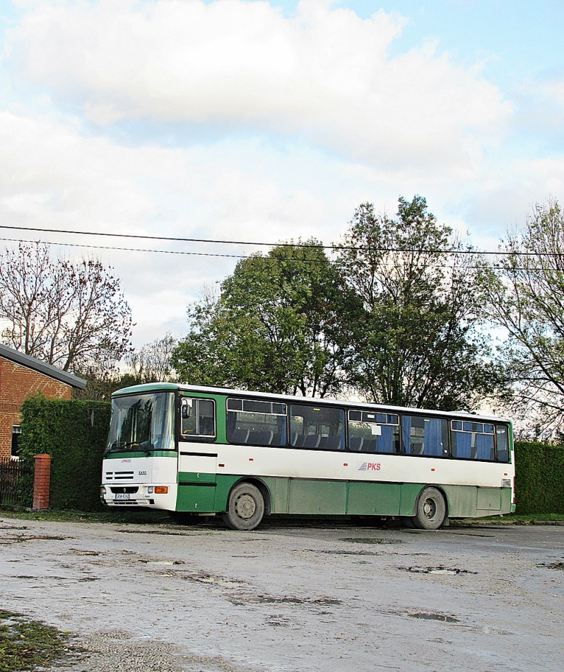 Karosa C935.1034 GKW 4CH2
Czarne Dolne, parking przy ul. 1000-lecia.
Słowa kluczowe: PKS_Kwidzyn