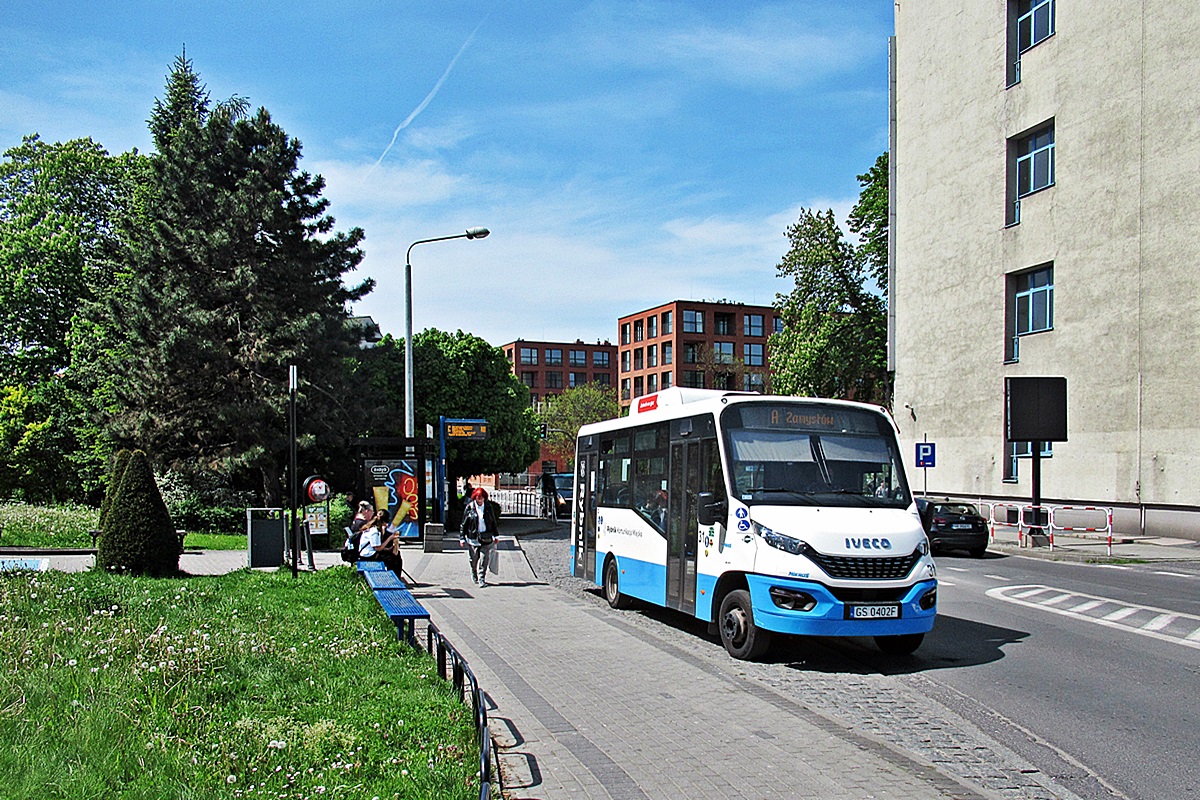 Iveco Daily 70C14G / Dekstra LF38 CNG GS 0402F
Rybnik, plac Mikołaja Kopernika. 
