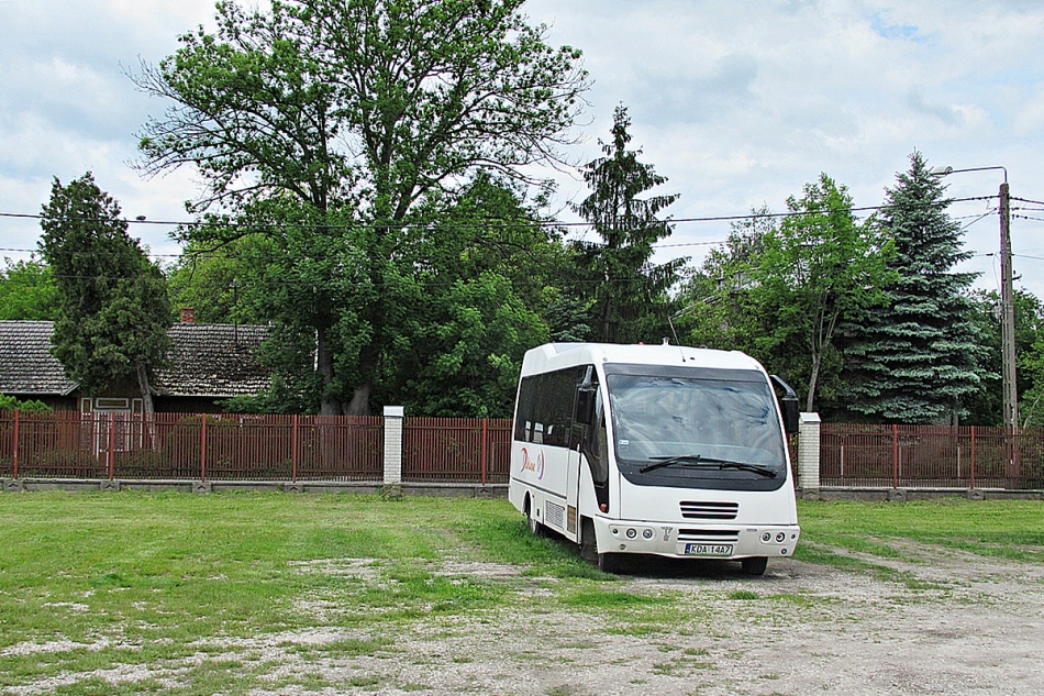 Iveco Daily 65C13 / Orlandi Happy KDA 14A7
Szczucin, teren Szkoły Podstawowej przy ul. Tadeusza Kościuszki. Nie regulujcie odbiorników, on naprawdę tak wygląda ;) 
