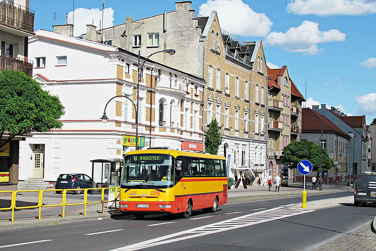 Solbus B9,5 NIL 36289
Iława, ul. Niepodległości.
Słowa kluczowe: ZKM_Iława