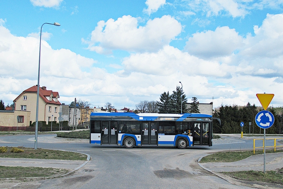 Solaris Urbino 10,5 NIL 66030
Iława, rondo u zbiegu ulic Lubawskiej i Długiej. 
Słowa kluczowe: ZKM_Iława