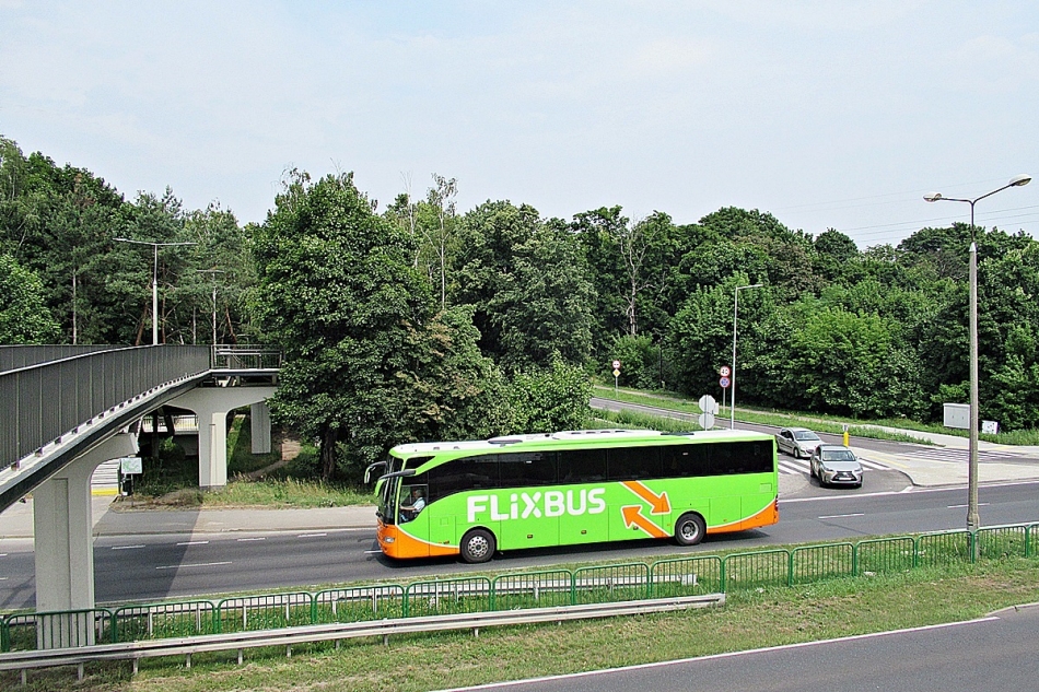 Mercedes-Benz Tourismo 16RHD/2 PO 9KM71
Bydgoszcz, ul. Fordońska. 
