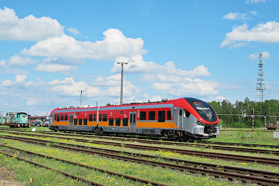 SA139-010
Link podstawia się na stację Chojnice, skąd odjedzie jako R50712 do Tczewa.
