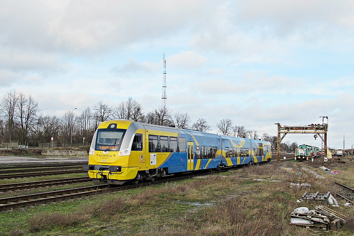 SA138-001
Szerszeń jako R50710 do Tczewa chwilę po opuszczeniu stacji Chojnice. 
