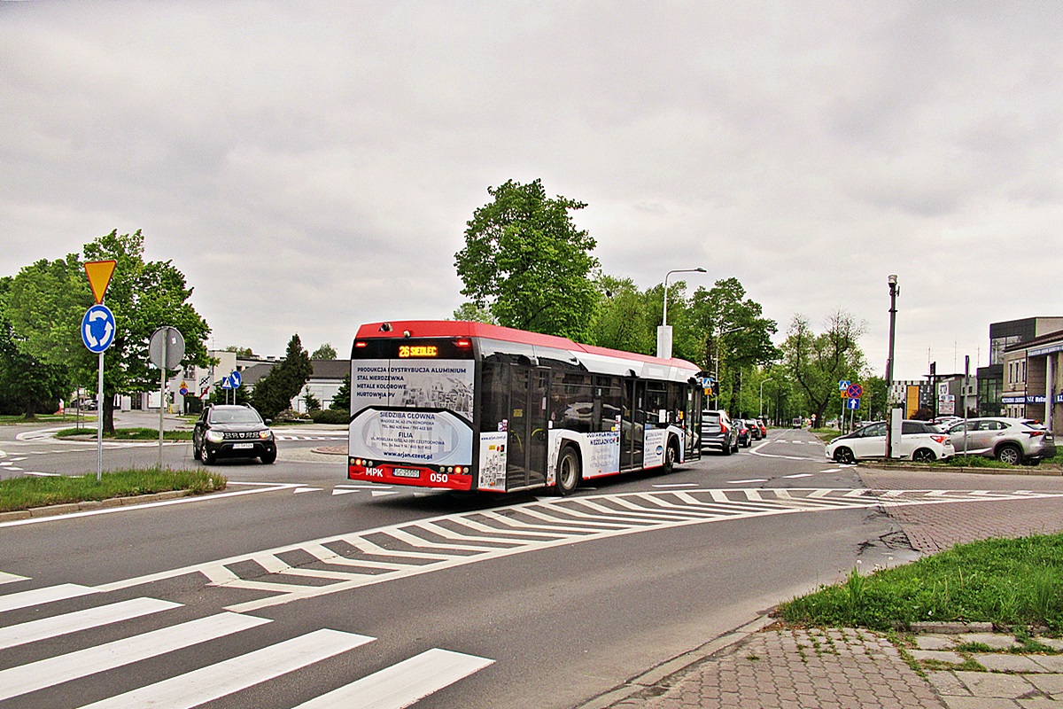 Solaris Urbino 12 SC 2550S
Częstochowa, al. Jana Pawła II. 
Słowa kluczowe: MPK