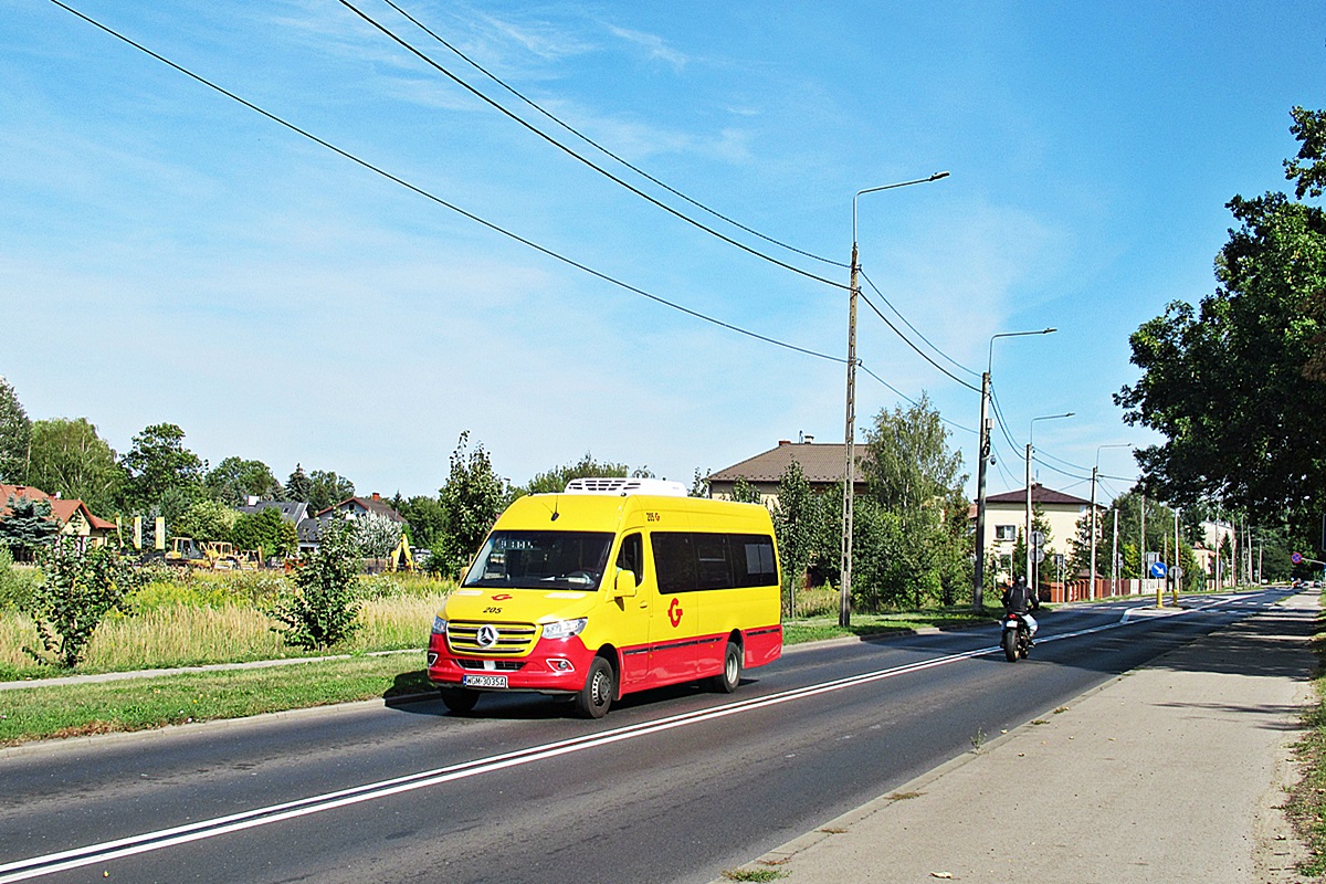 Mercedes-Benz 516 CDI / Mercus MB Sprinter City WGM 3035A
Błonie, ul. Grodziska. 
Słowa kluczowe: PKS