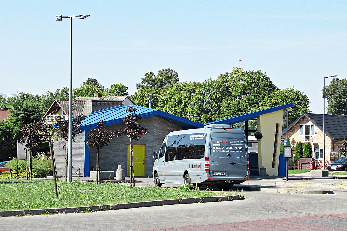 Mercedes-Benz Sprinter Mk III / Mercus WP 0744N
Wyszogród, dworzec autobusowy. 
Słowa kluczowe: dworzec