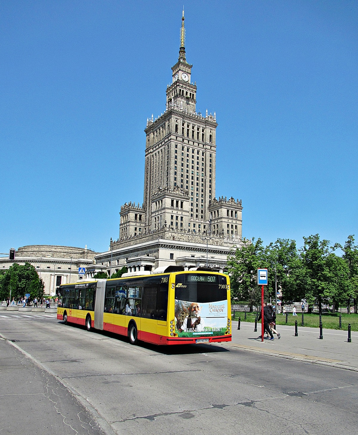 Solbus SM18 LNG WX 80353
Warszawa, ul. Emilii Plater. 
