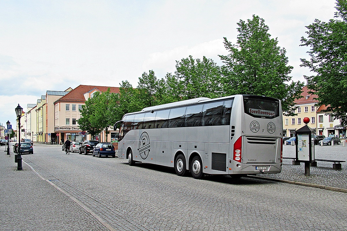 Volvo 9700 ZKU 816
Beeskow, Berliner Straße.
