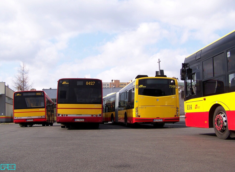 1013, 8427, 8314, 7301
Różne typy czekają na przeglądy.
Słowa kluczowe: SU10 1013 SU18 8427 8314 SM18LNG 7301 ZajezdniaOstrobramska 2015