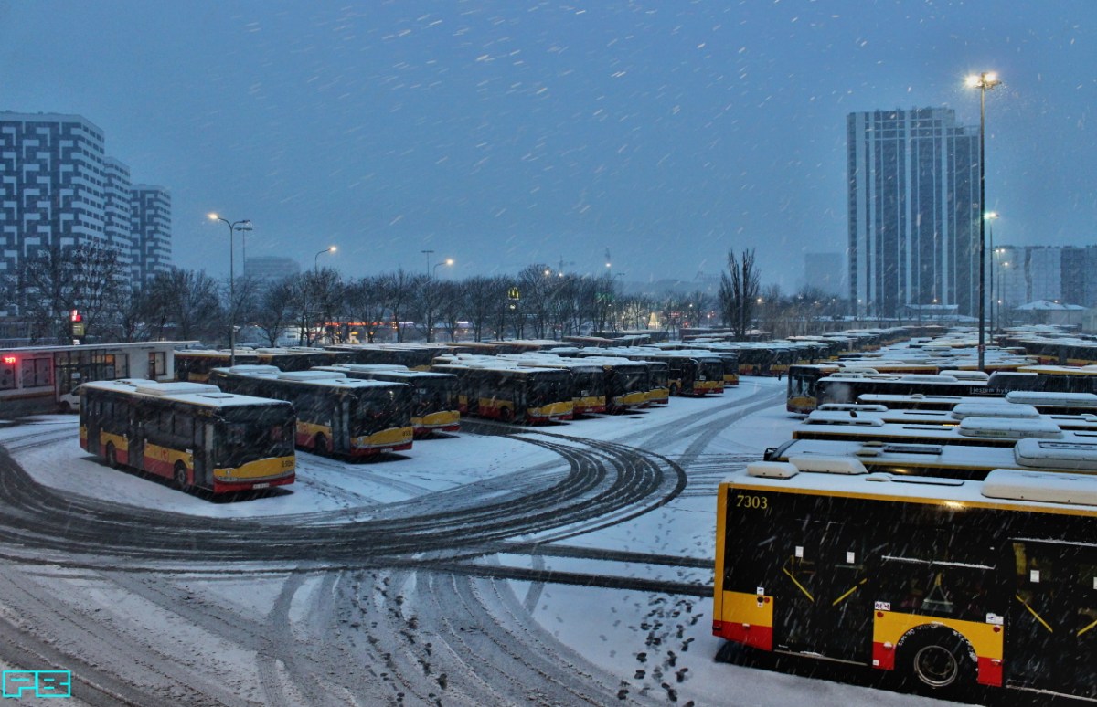 1526
Kręcą kółka.
Słowa kluczowe: SU12 1526 ZajezdniaOstrobramska 2019