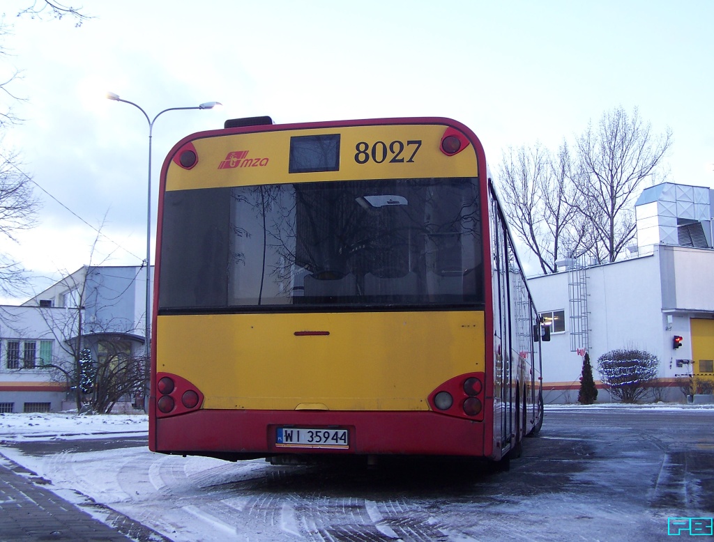 8027
Świątecznie na Ostrobramskiej. 
Słowa kluczowe: SU15 8027 ZajezdniaOstrobramska 2017