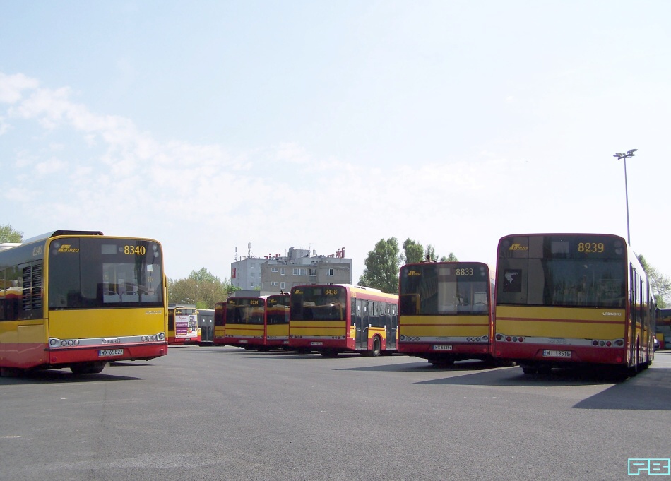 8340, 8833, 8239
Odmienne generacje 18-stek, ale wszystkie dobrze utrzymane.
Słowa kluczowe: SU18 8340 8833 8239 ZajezdniaOstrobramska 2014